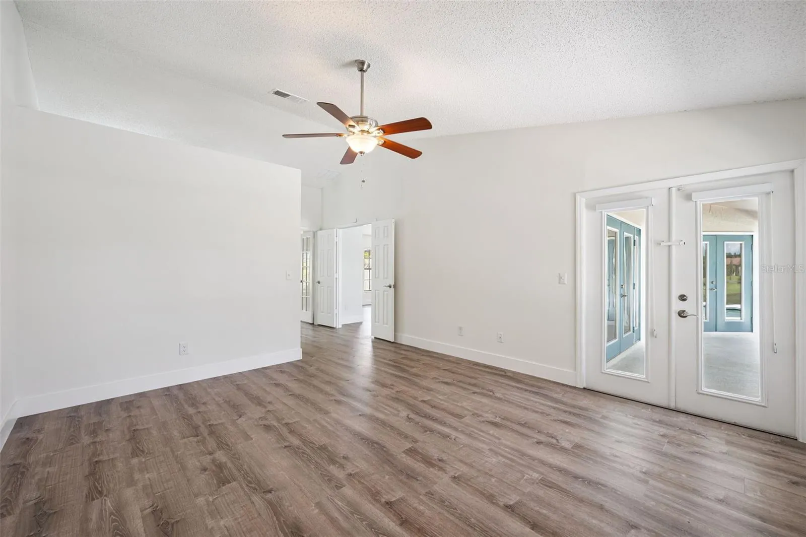 14706 EAGLE VIEW CT