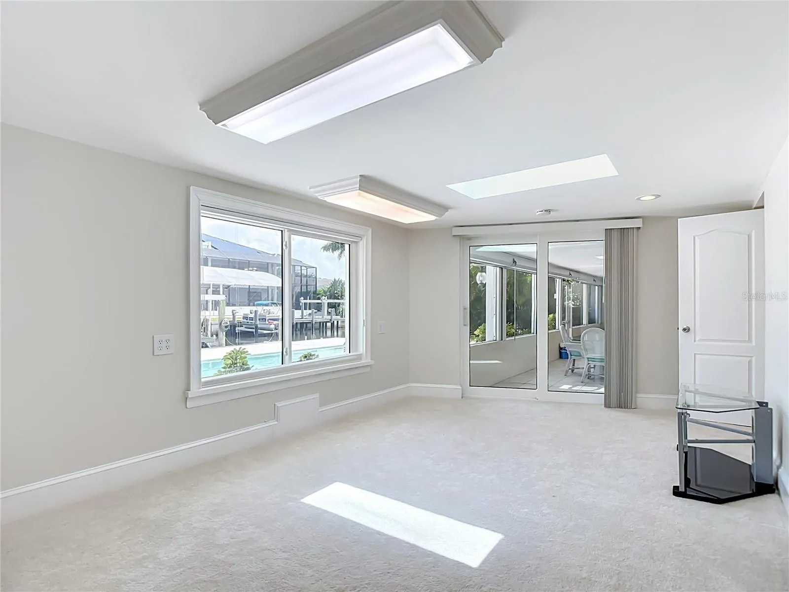 225 3RD ST