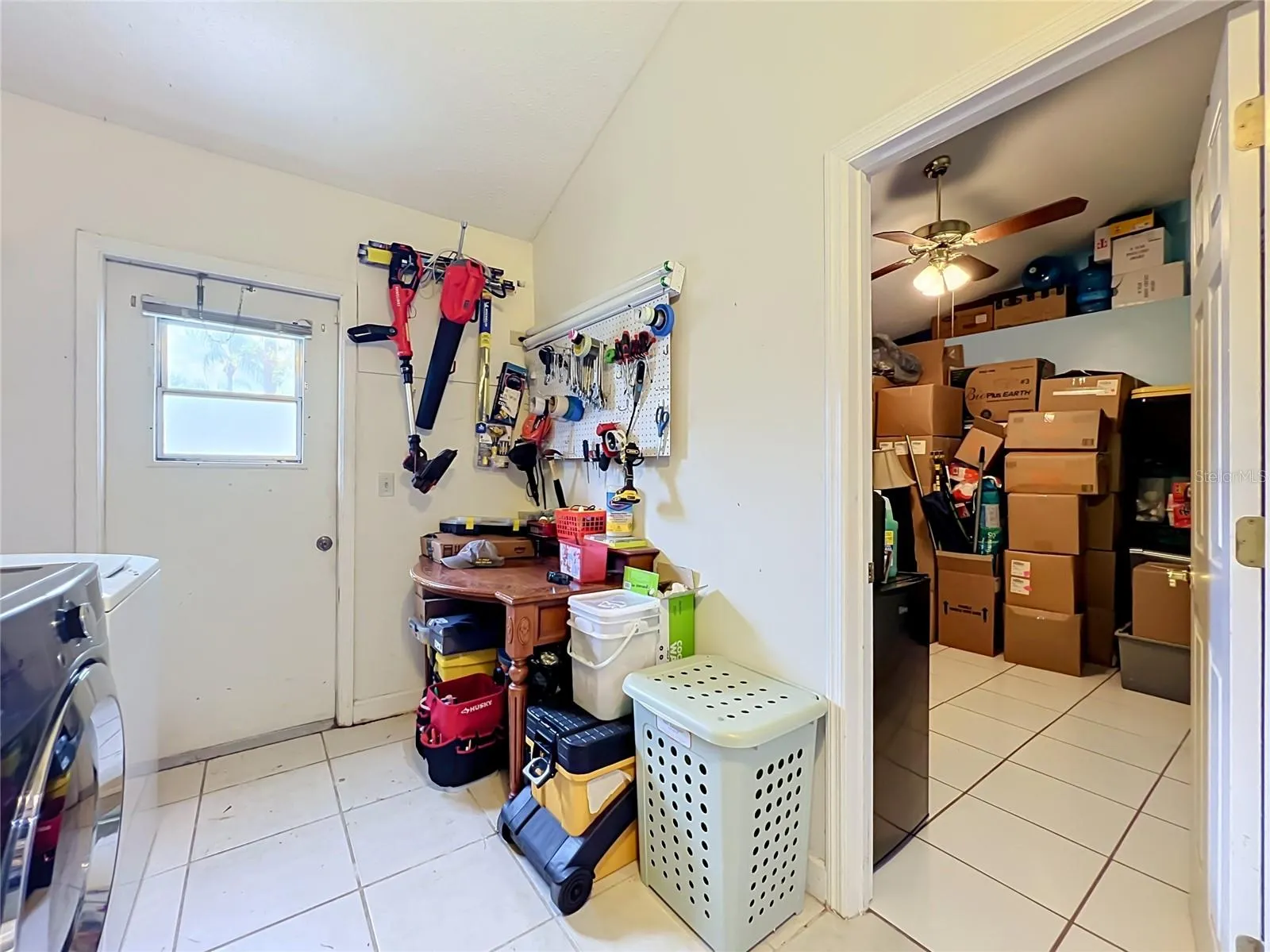 2405 SETTLERS TRL