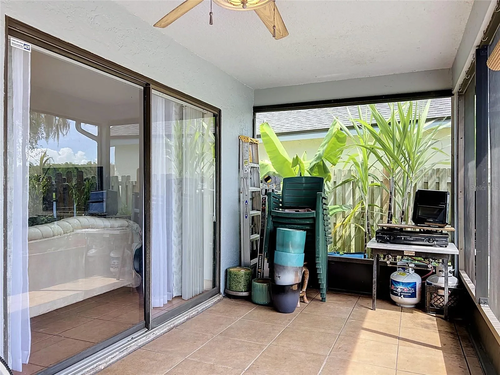 2405 SETTLERS TRL
