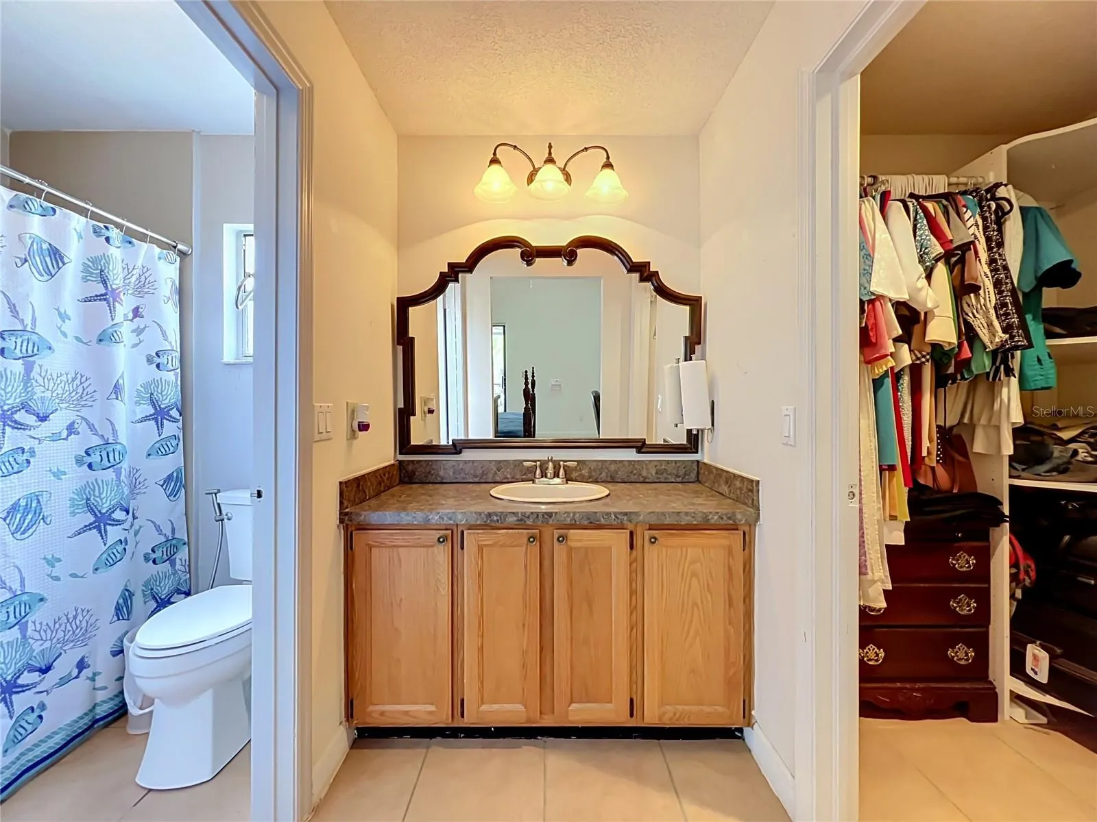 2405 SETTLERS TRL
