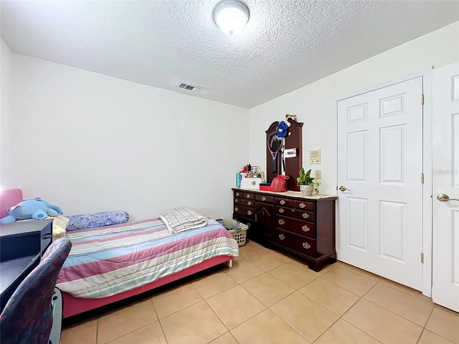 2405 SETTLERS TRL
