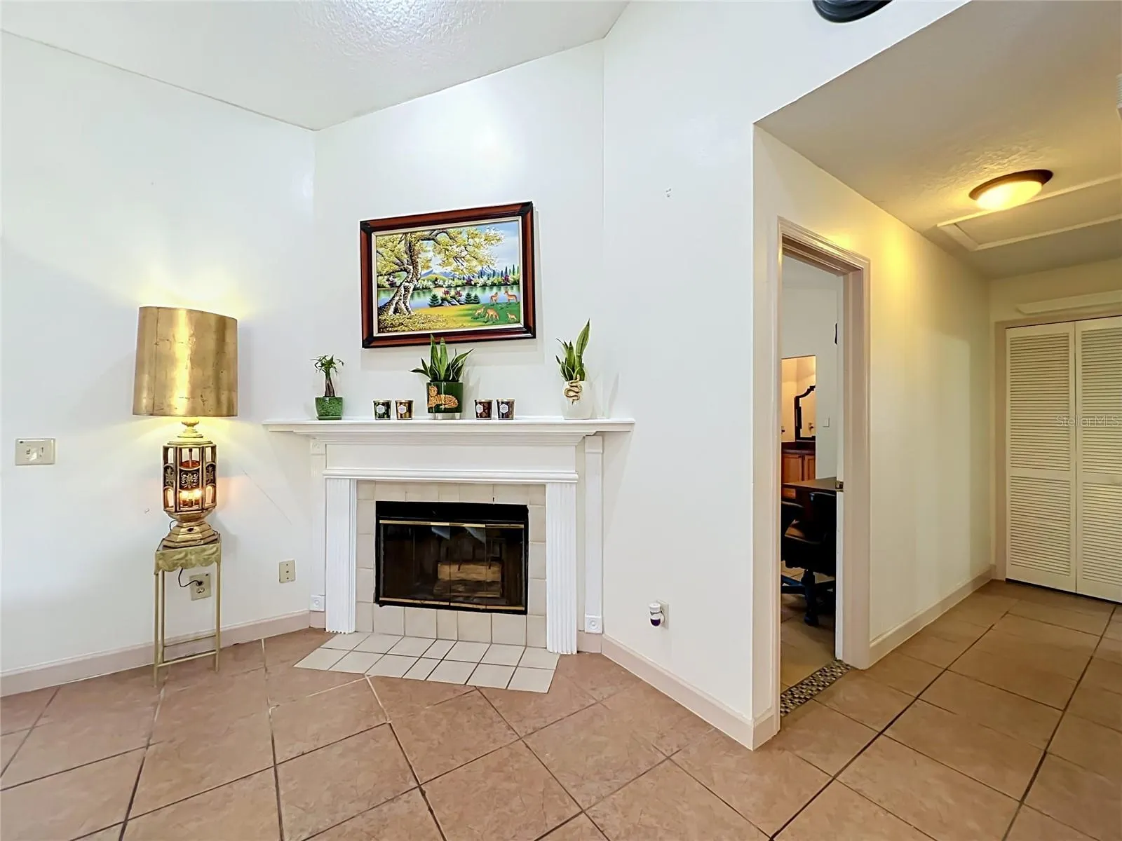 2405 SETTLERS TRL