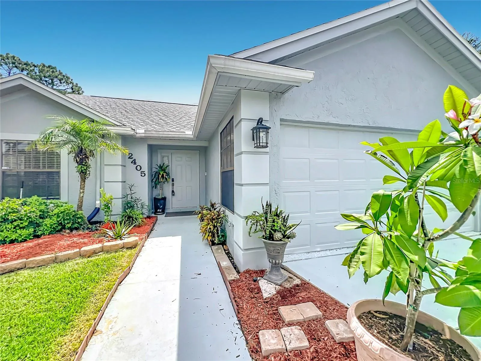 2405 SETTLERS TRL