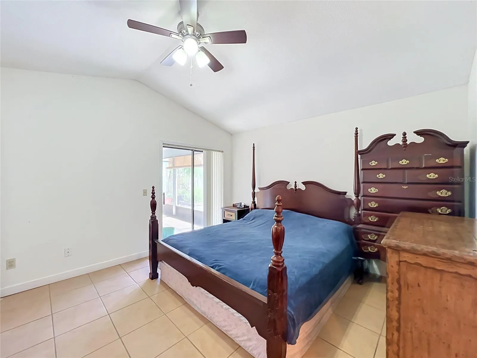 2405 SETTLERS TRL