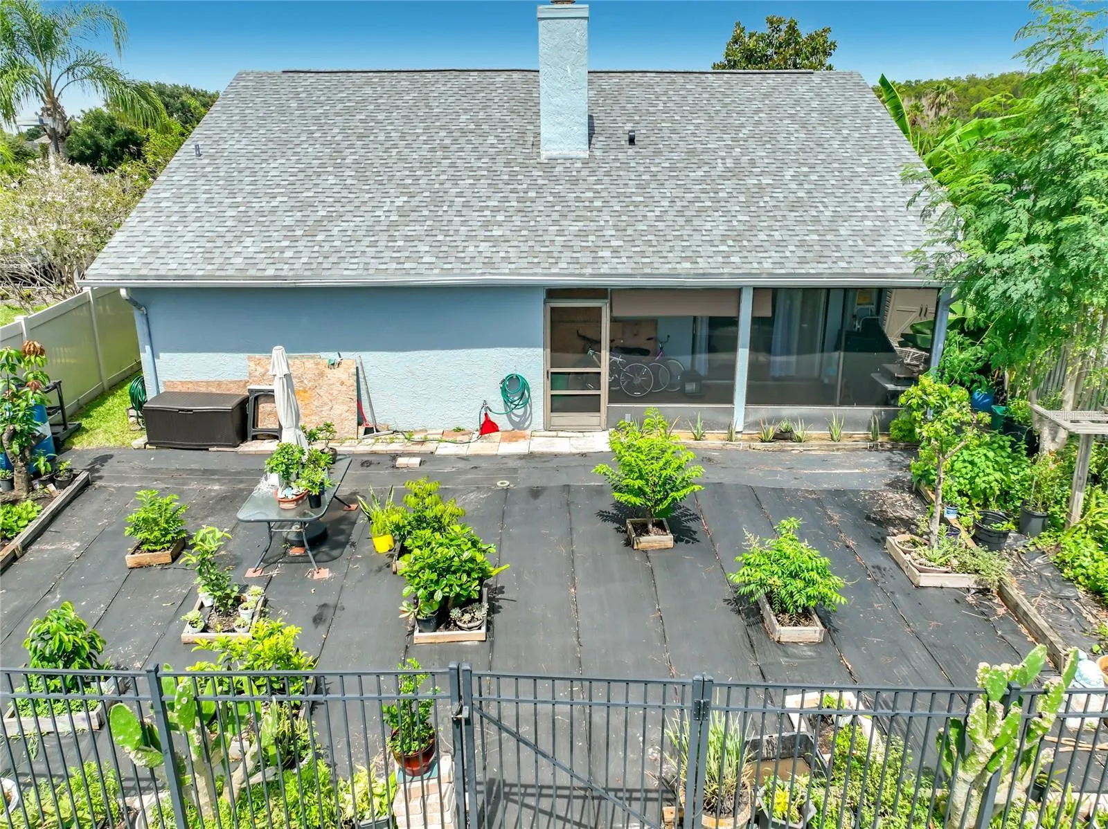 2405 SETTLERS TRL