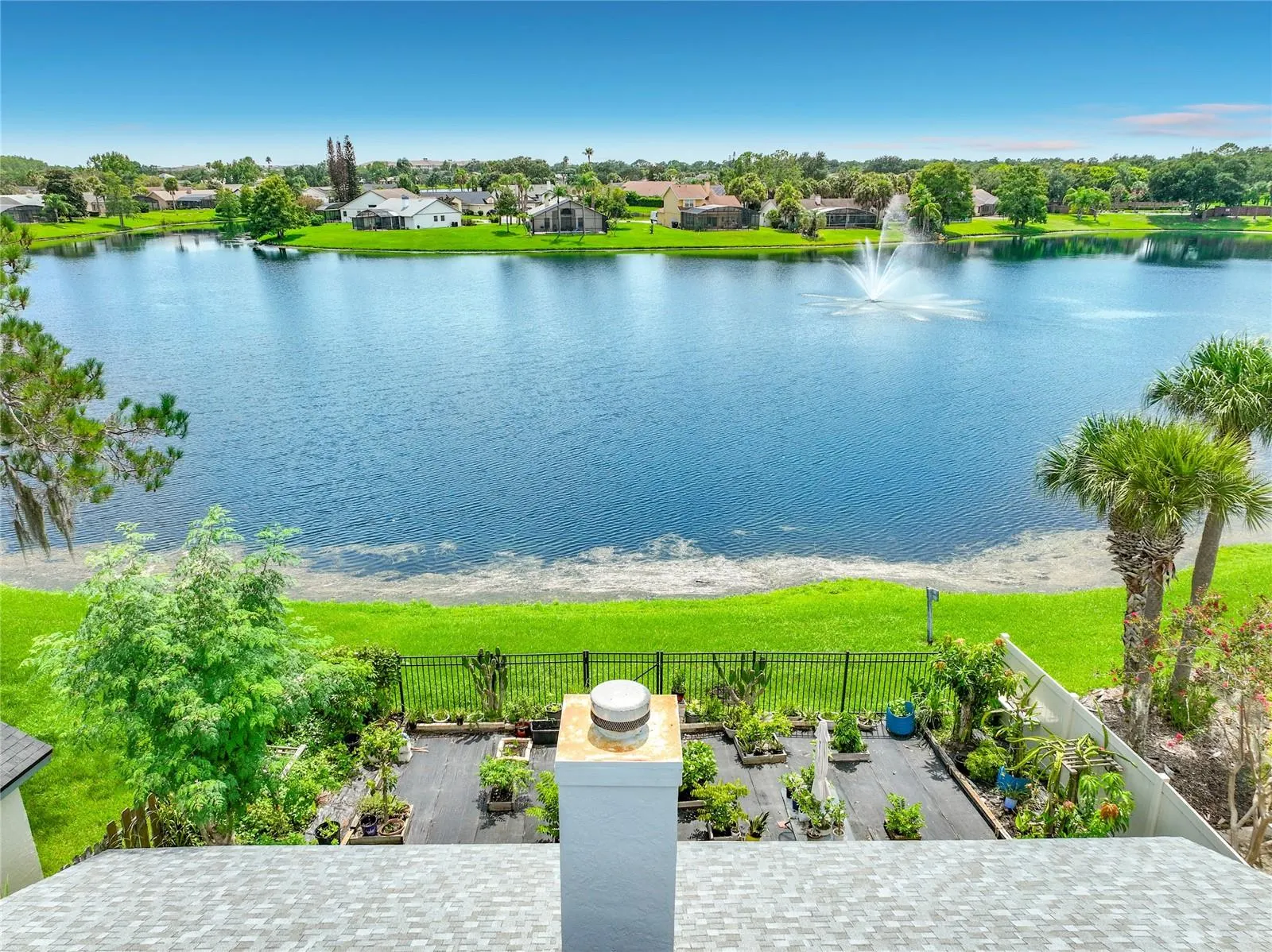 2405 SETTLERS TRL