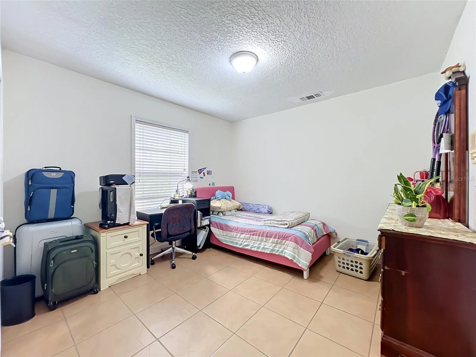 2405 SETTLERS TRL