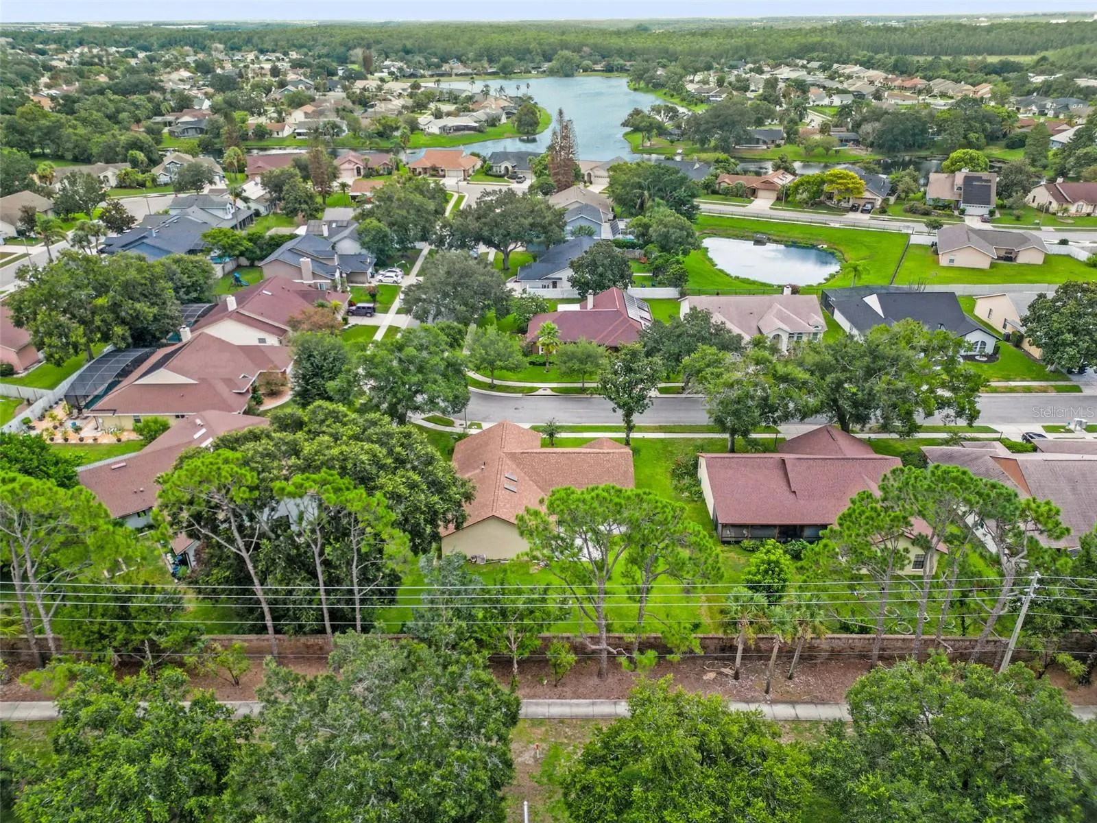3044 CRESTED CIR