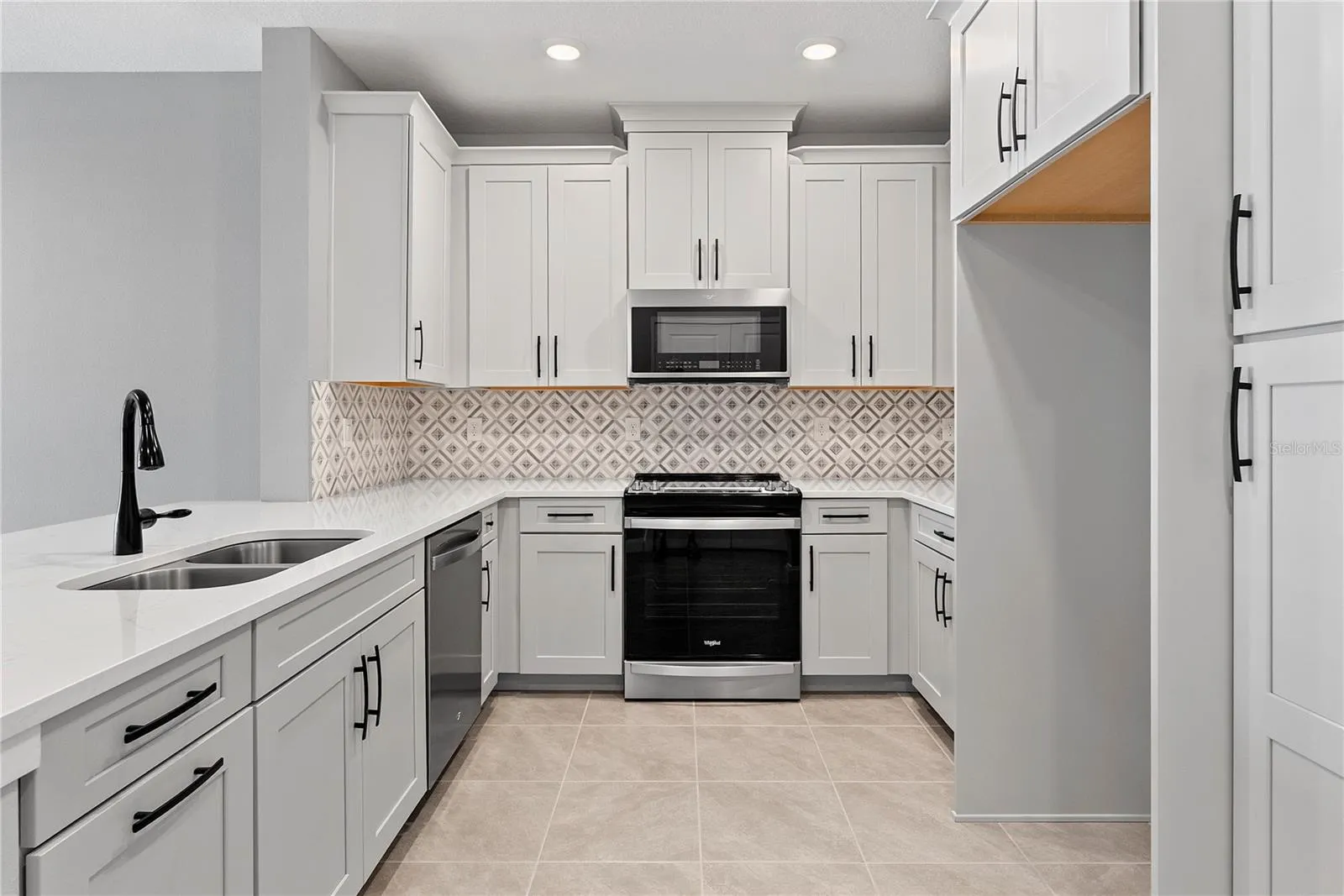 7557 LAUREATE BLVD #6401 #6401
