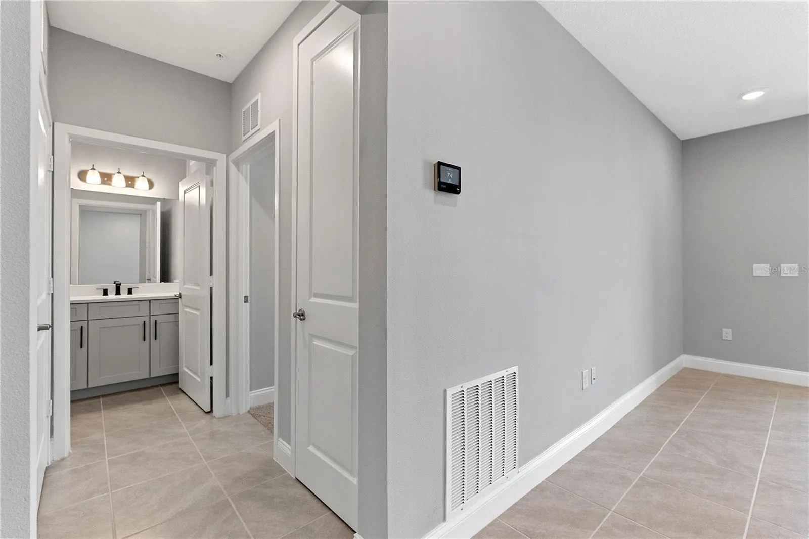 7557 LAUREATE BLVD #6401 #6401
