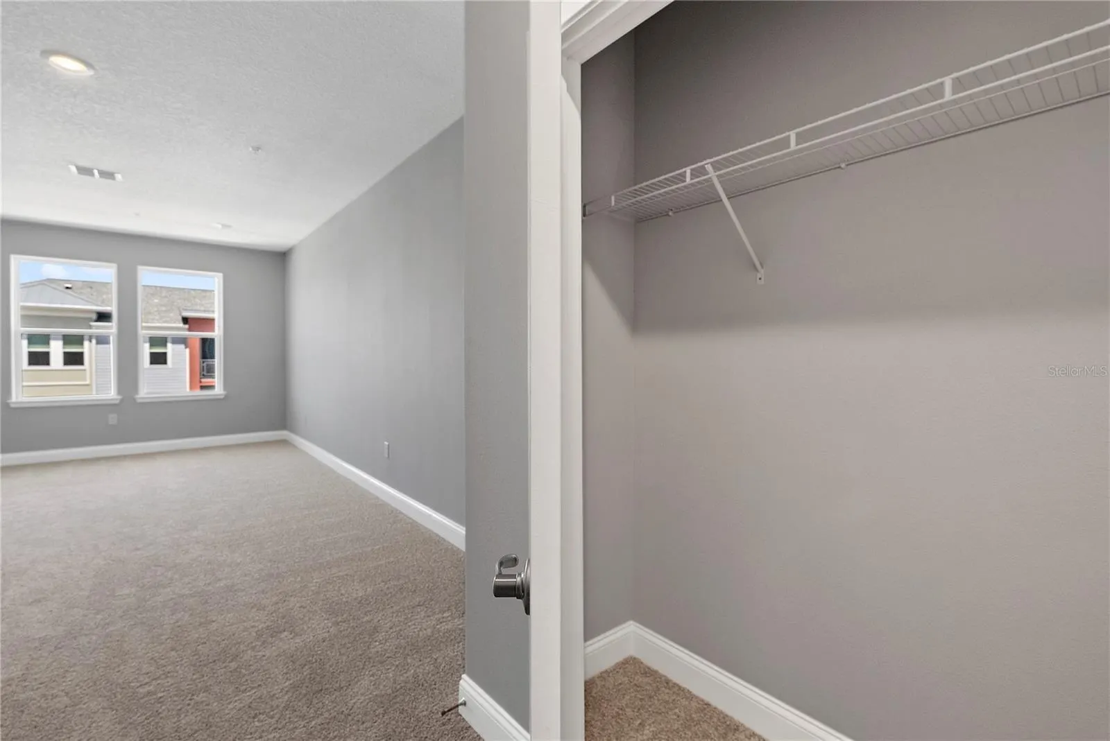7557 LAUREATE BLVD #6401 #6401