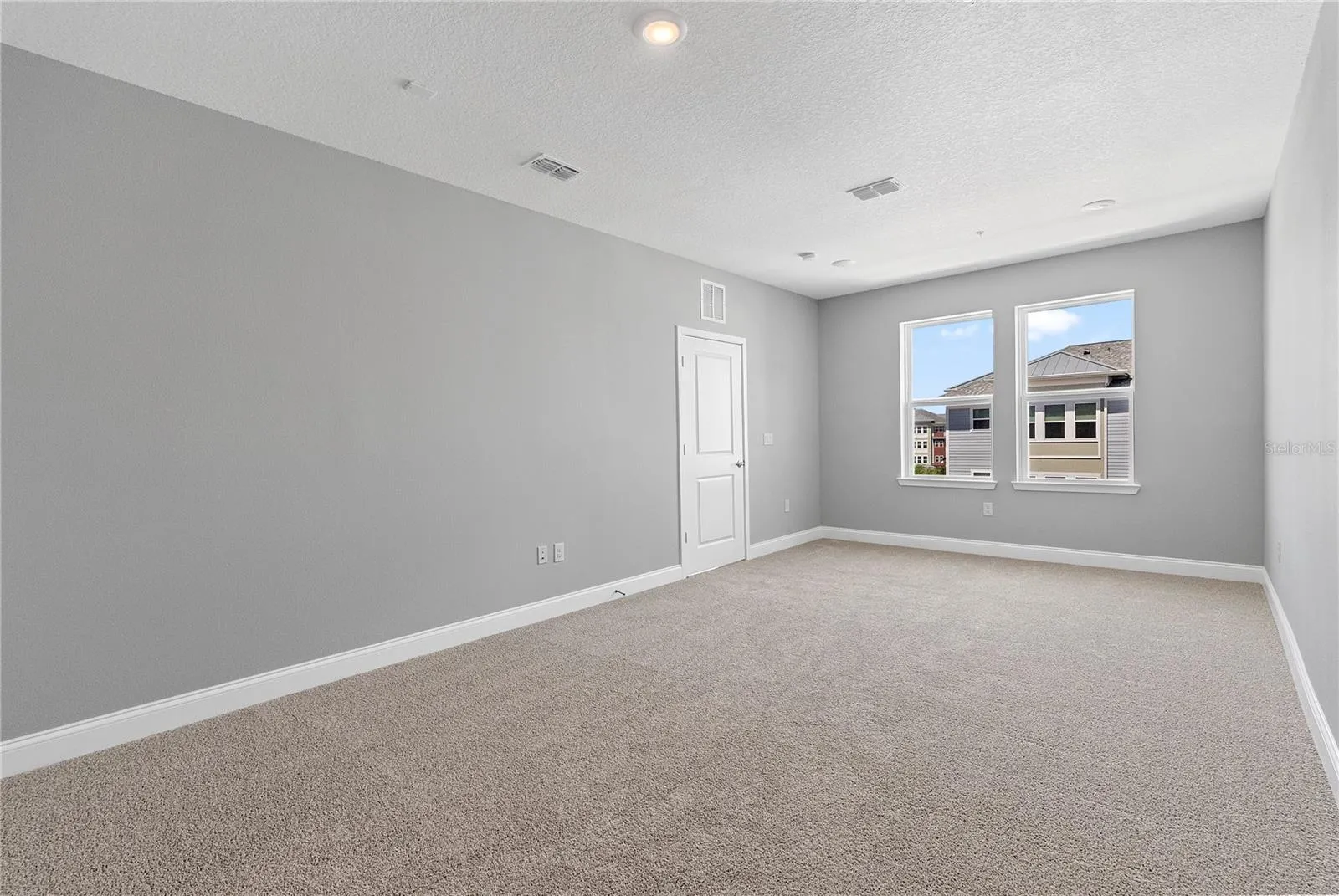 7557 LAUREATE BLVD #6401 #6401