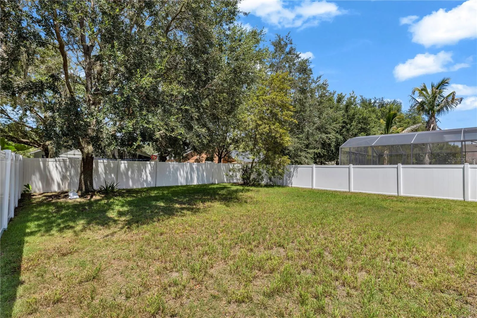 11513 MOSSY OAK DR