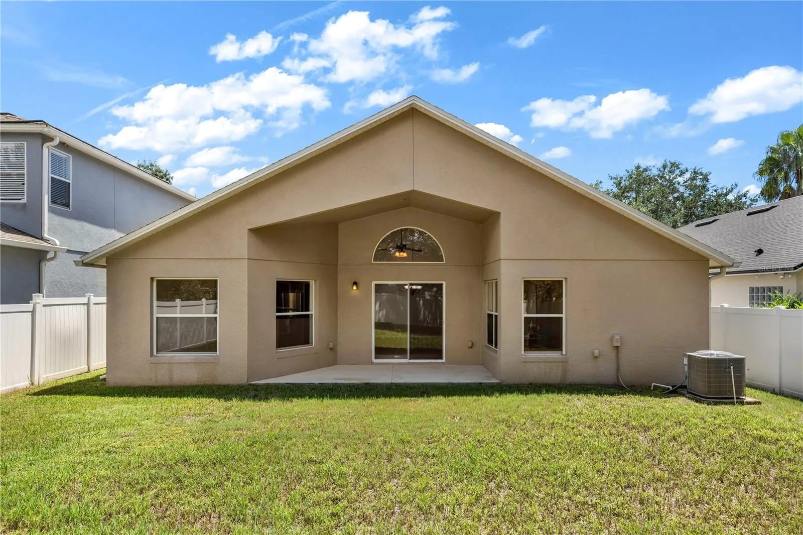11513 MOSSY OAK DR