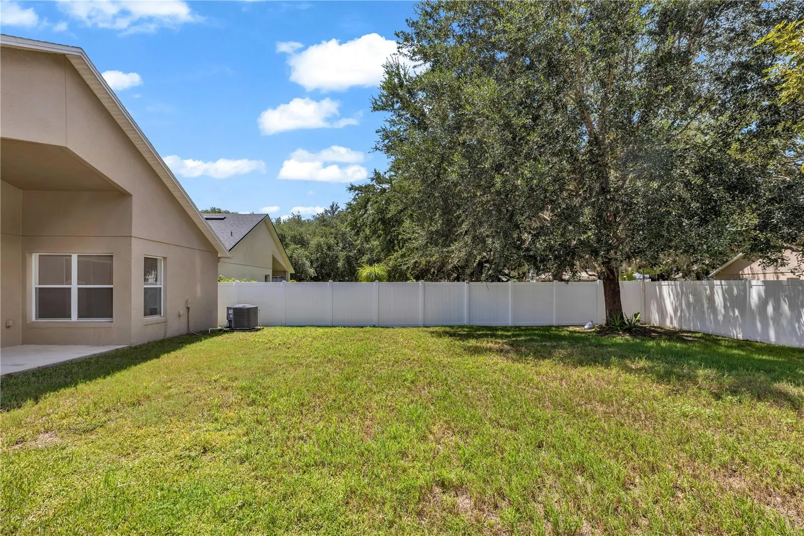 11513 MOSSY OAK DR