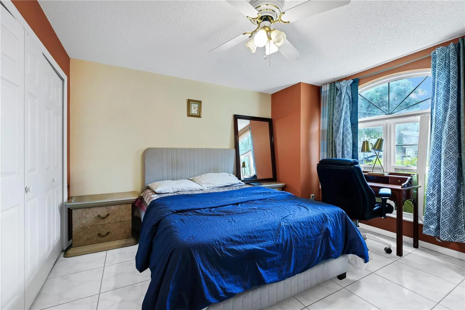 2619 HERON LANDING CT