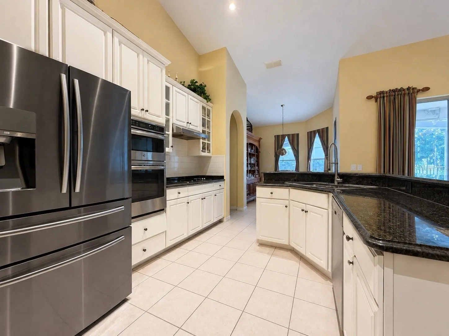 3637 DEVEREAUX CT