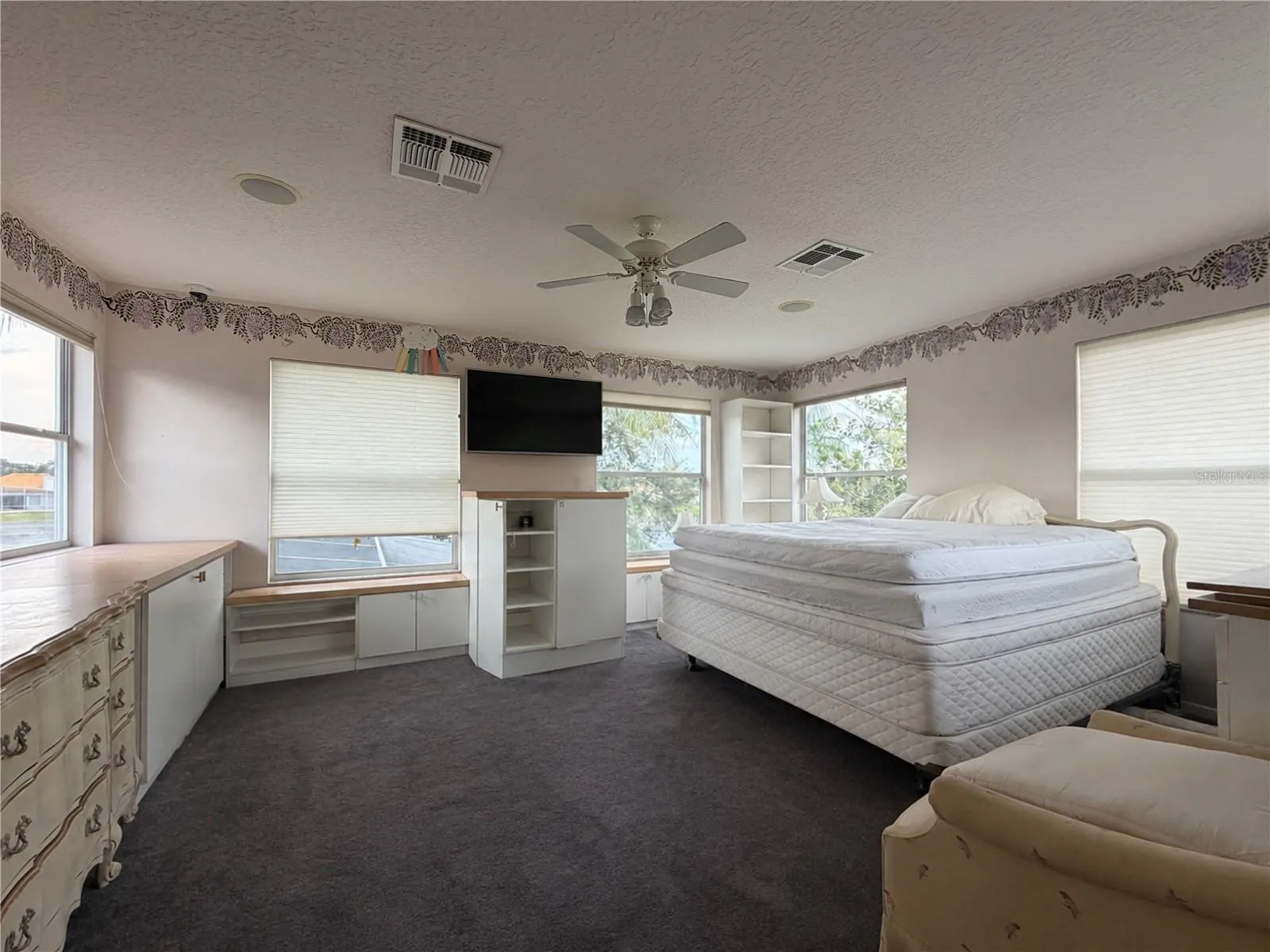 3637 DEVEREAUX CT