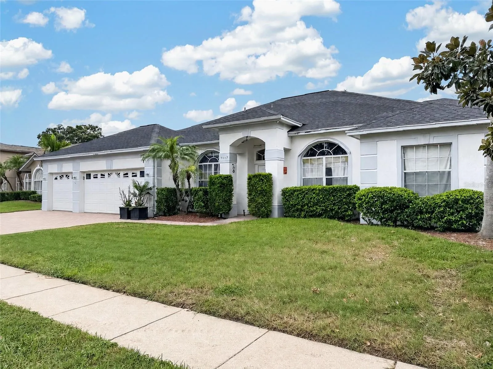 3637 DEVEREAUX CT
