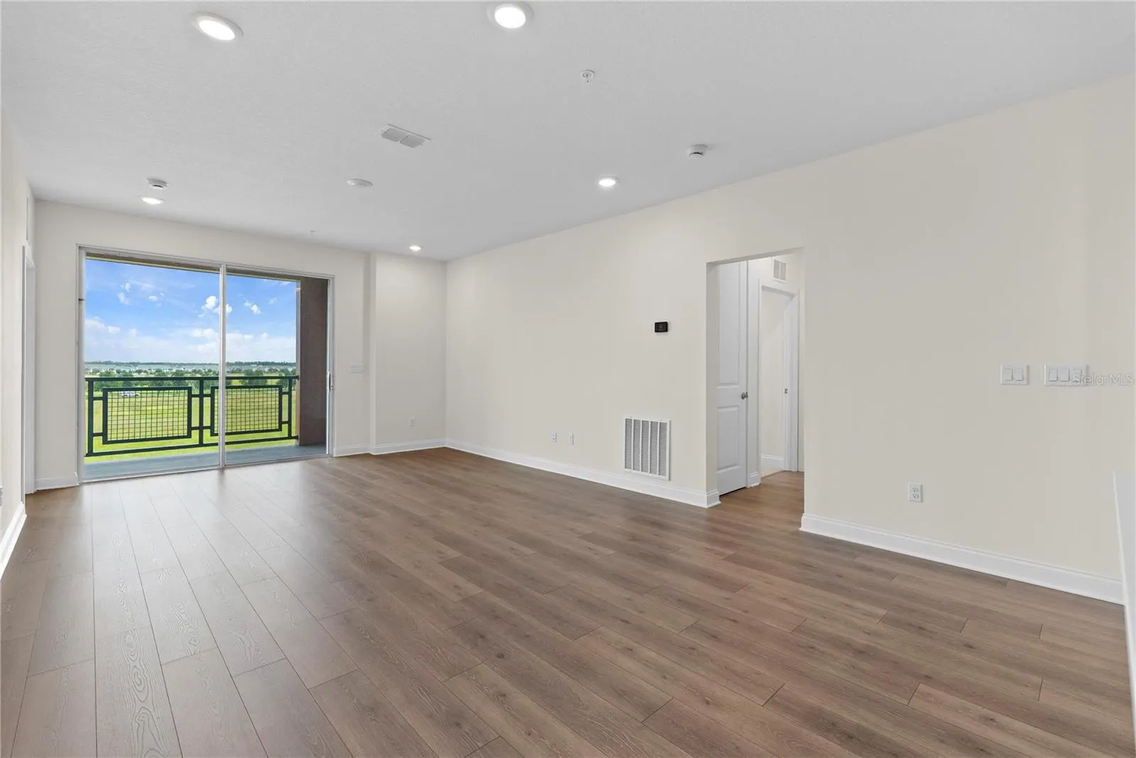7545 LAUREATE BLVD #7404 #7404
