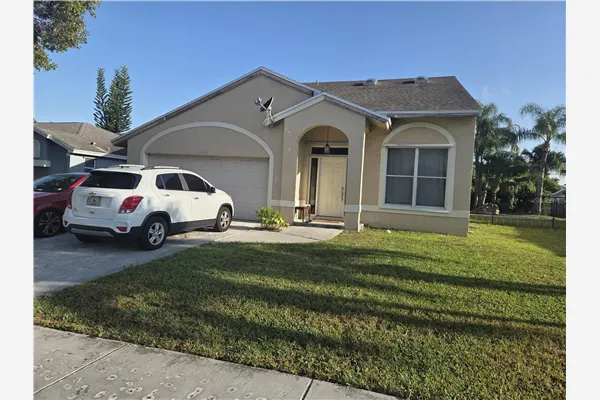 1023 NW 6TH AVE