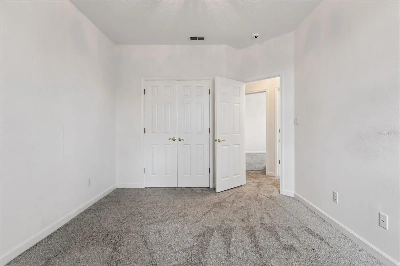 2619 WINDCHIME CT