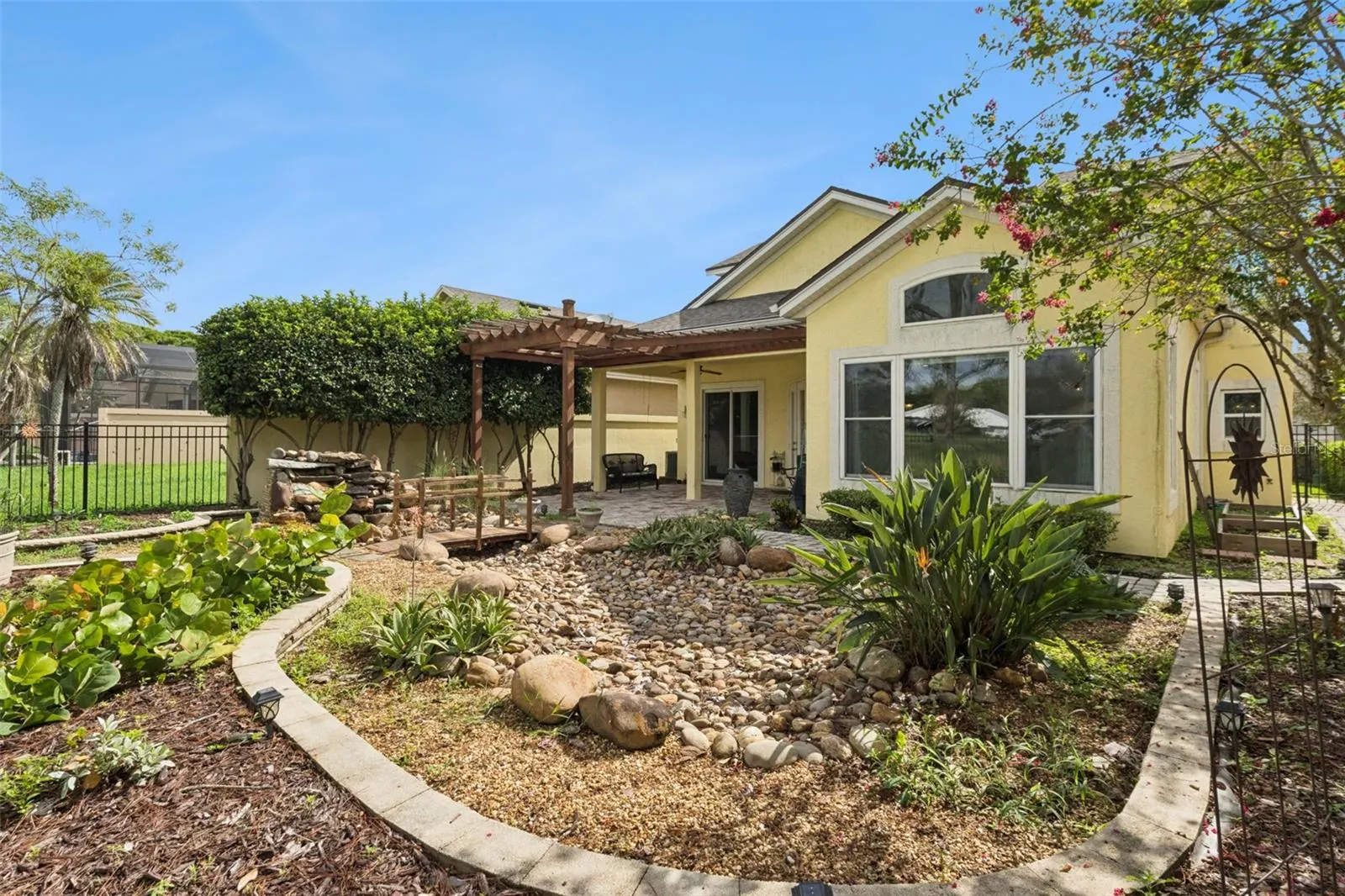 2619 WINDCHIME CT