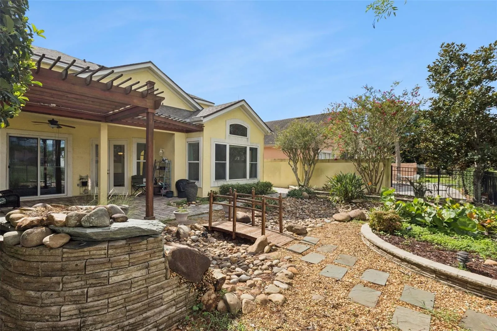 2619 WINDCHIME CT