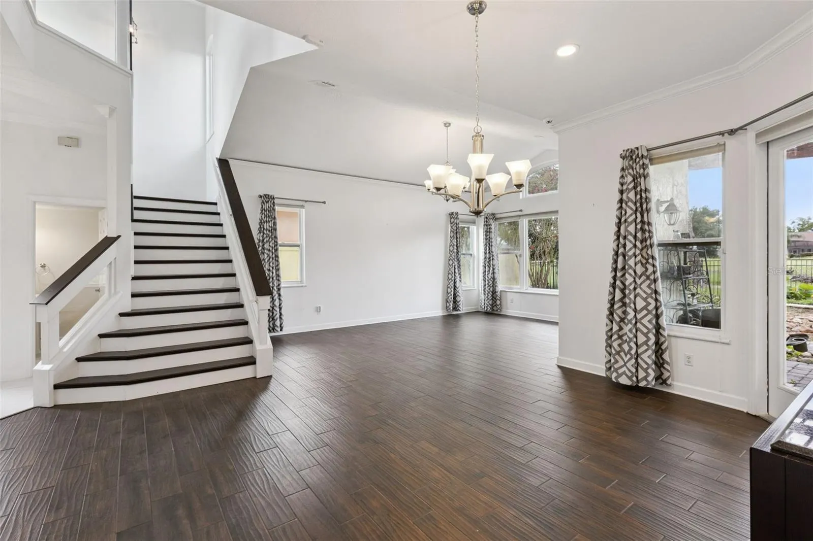 2619 WINDCHIME CT