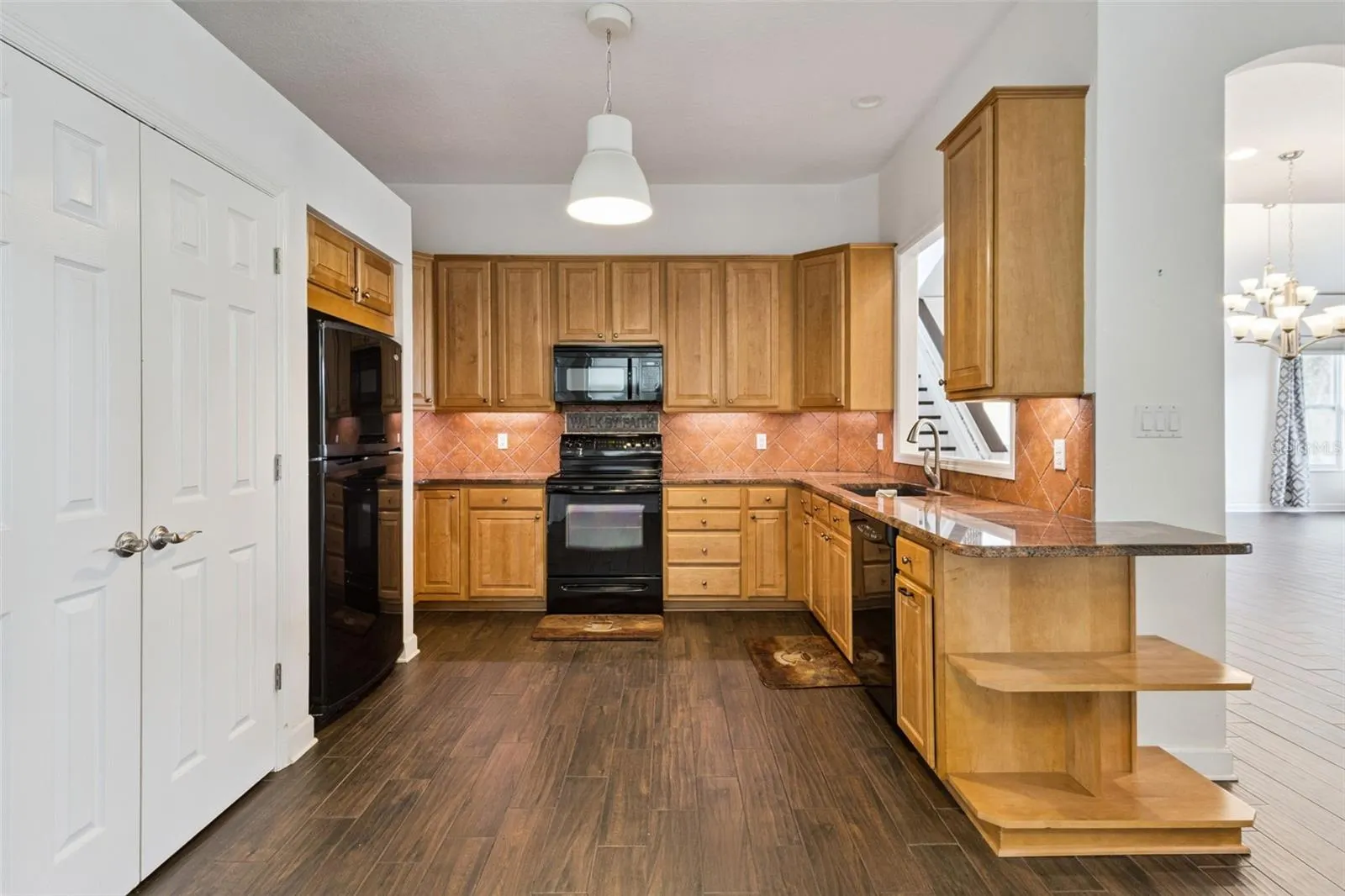 2619 WINDCHIME CT