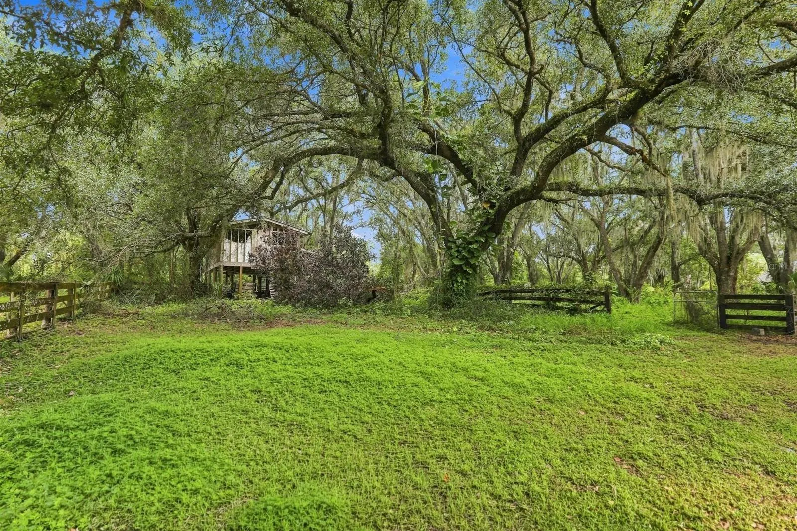3030 SE HIGHWAY 31
