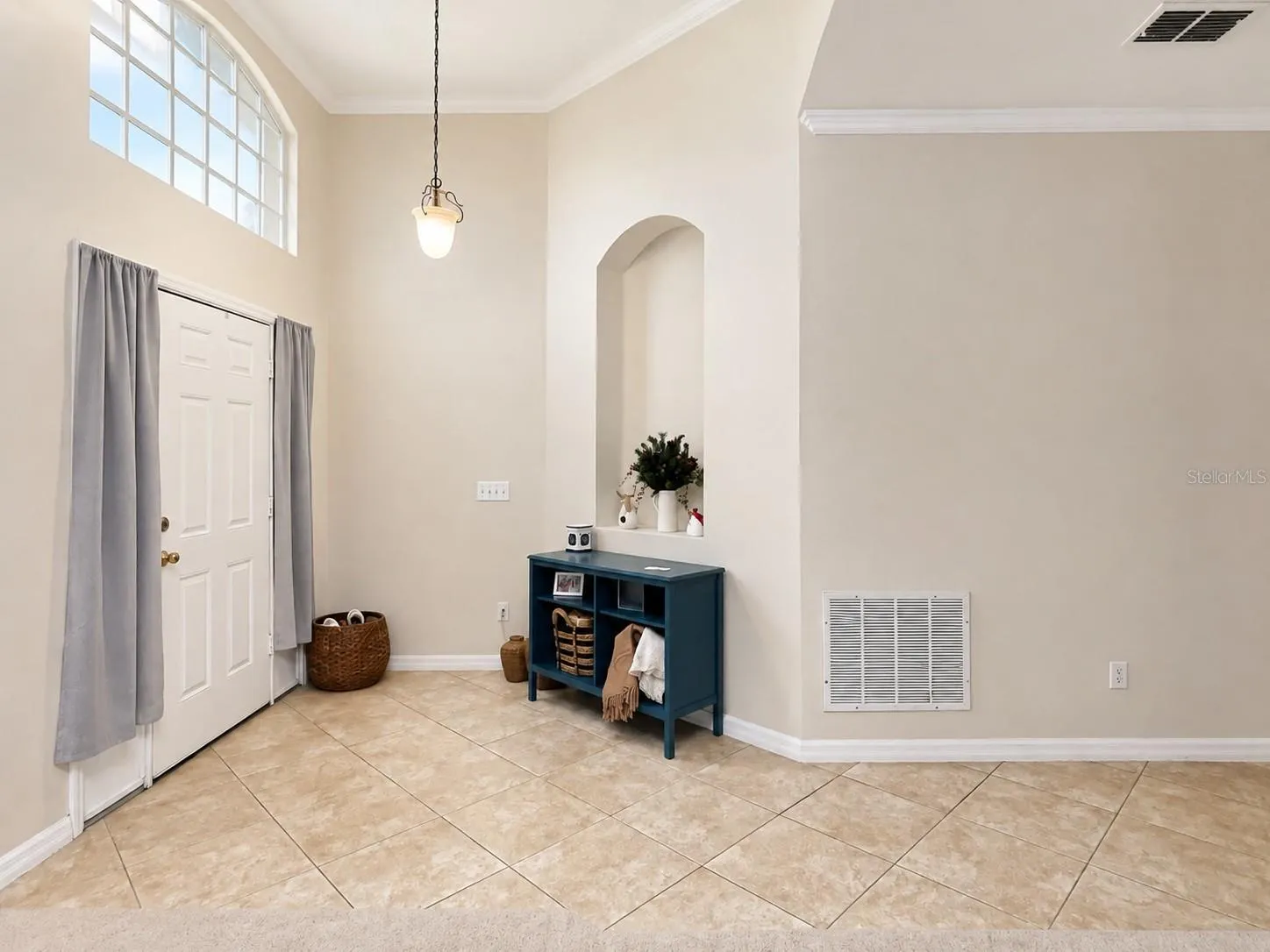 10205 CYPRESS VINE DR