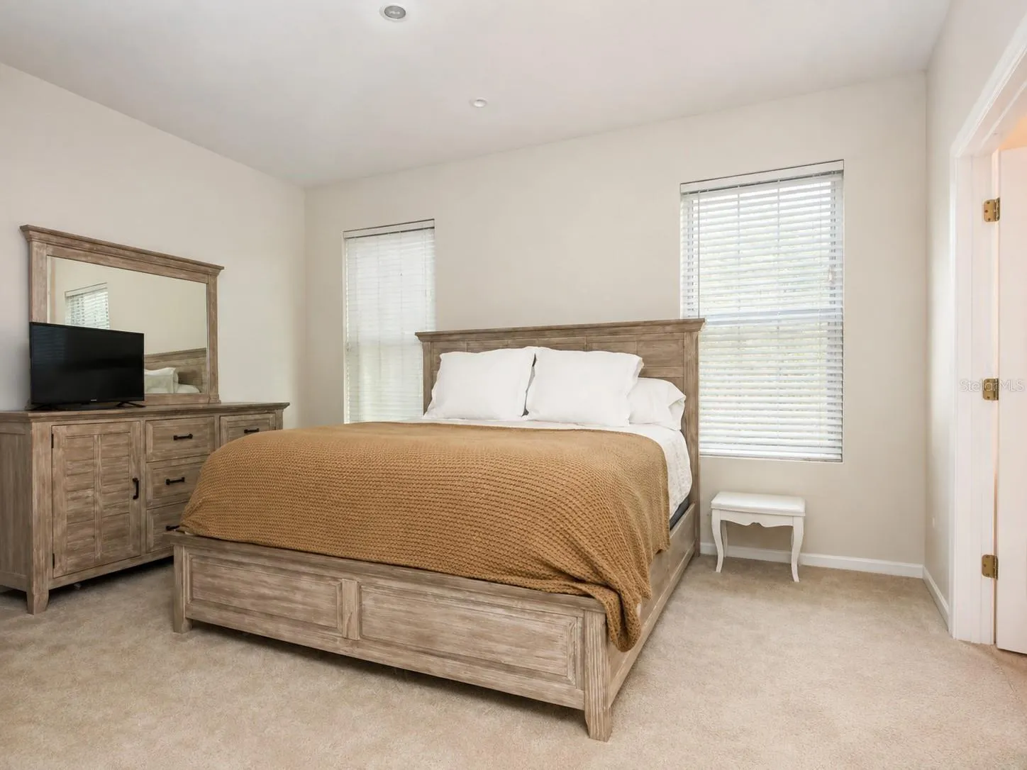 10205 CYPRESS VINE DR