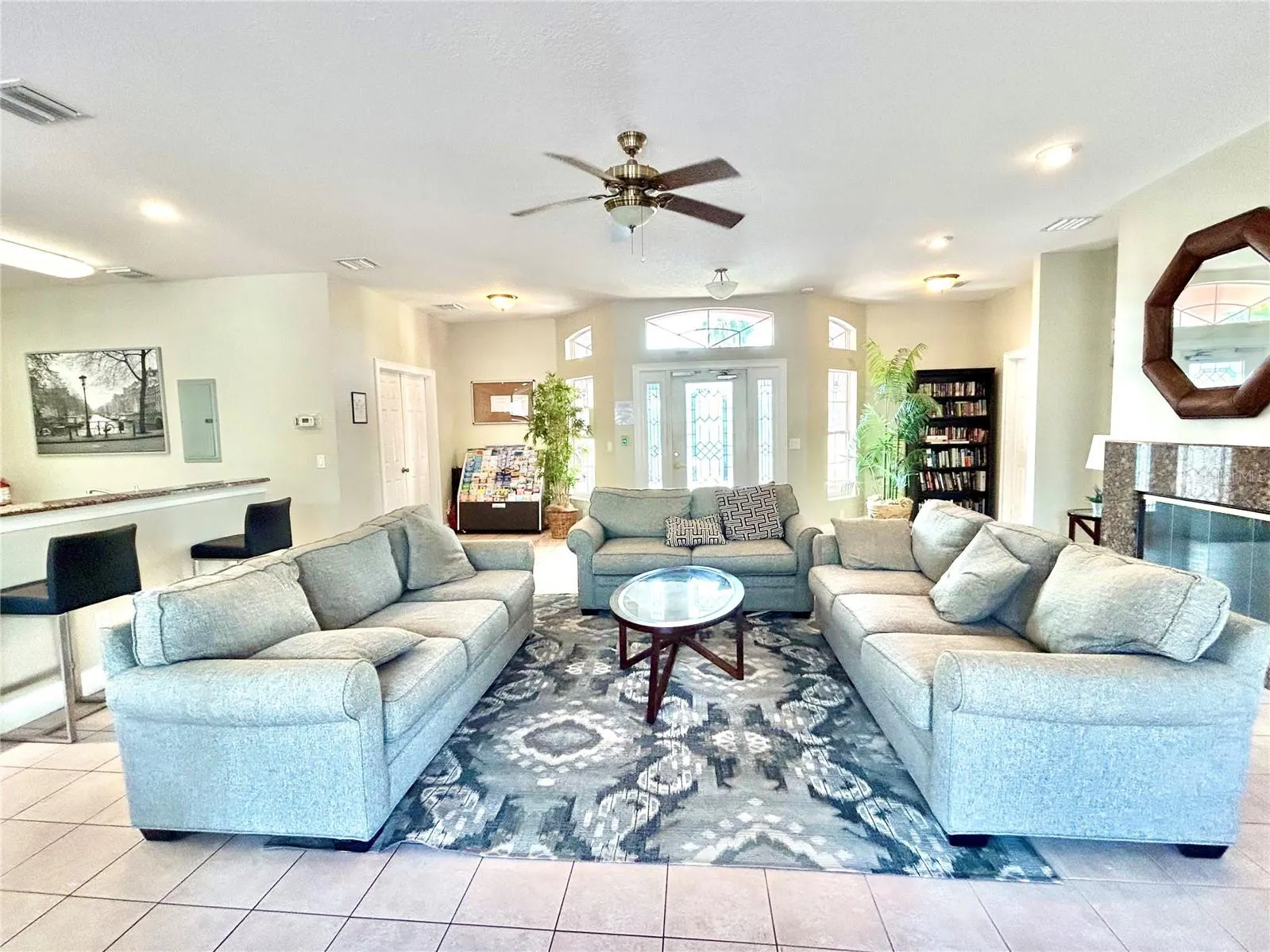 1134 S BEACH CIR