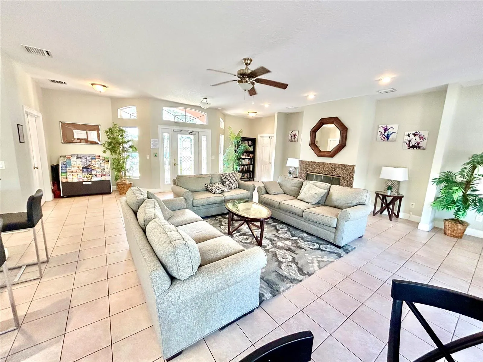 1134 S BEACH CIR