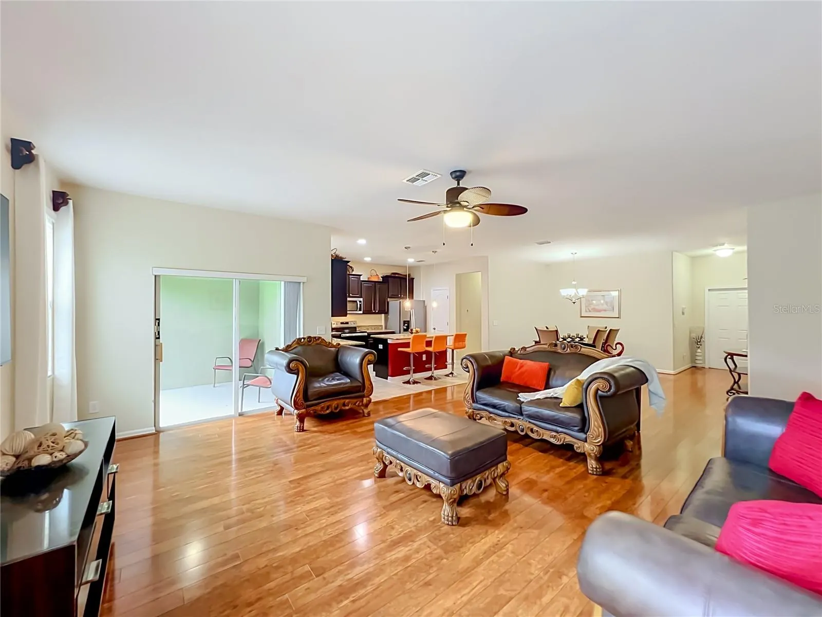 3514 RODRICK CIR