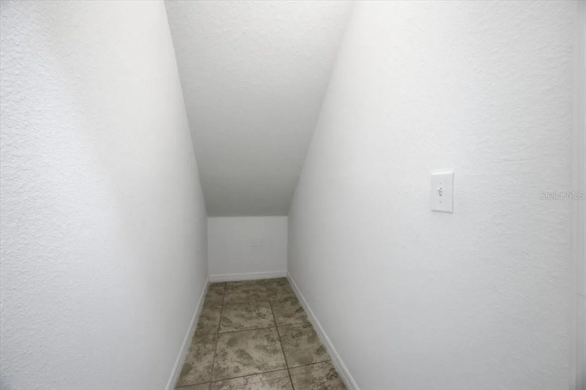3606 RODRICK CIR
