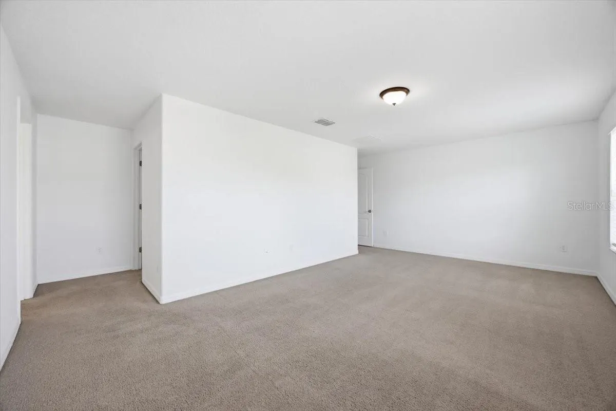 3606 RODRICK CIR