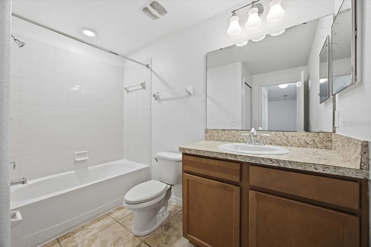 3606 RODRICK CIR