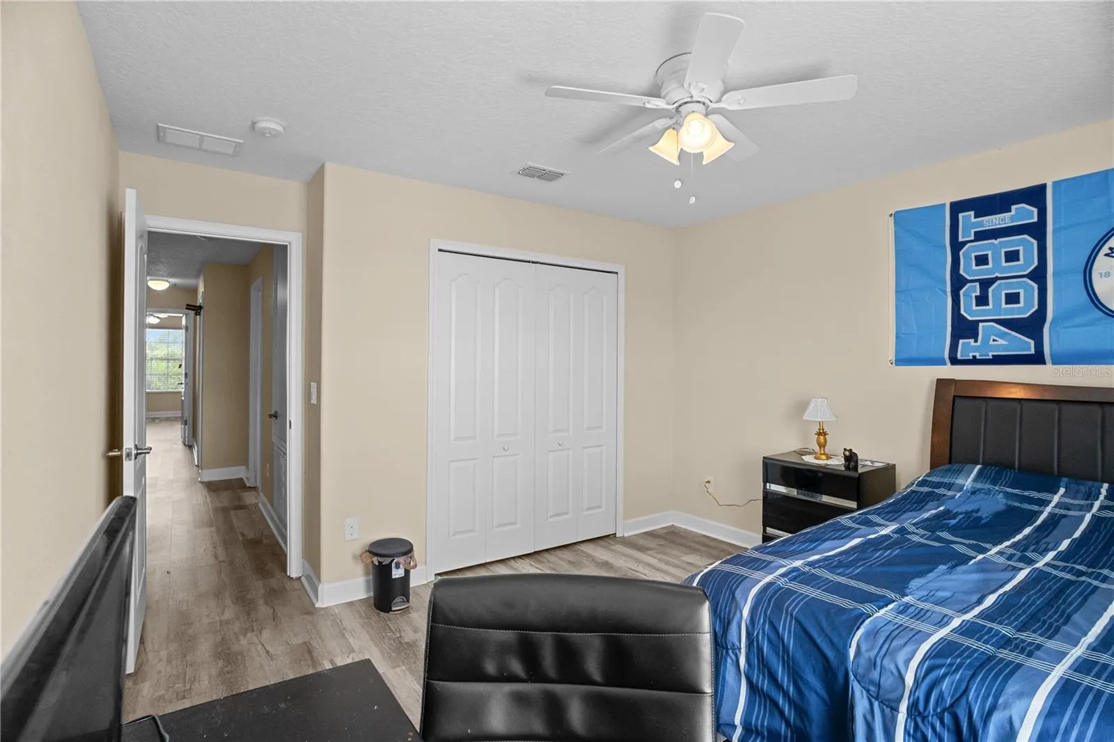 1586 THETFORD CIR