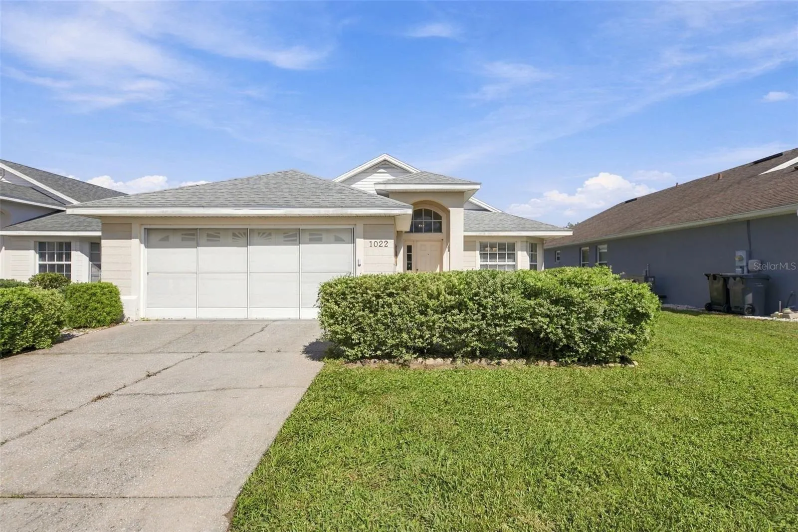 1022 CHALLENGER AVE