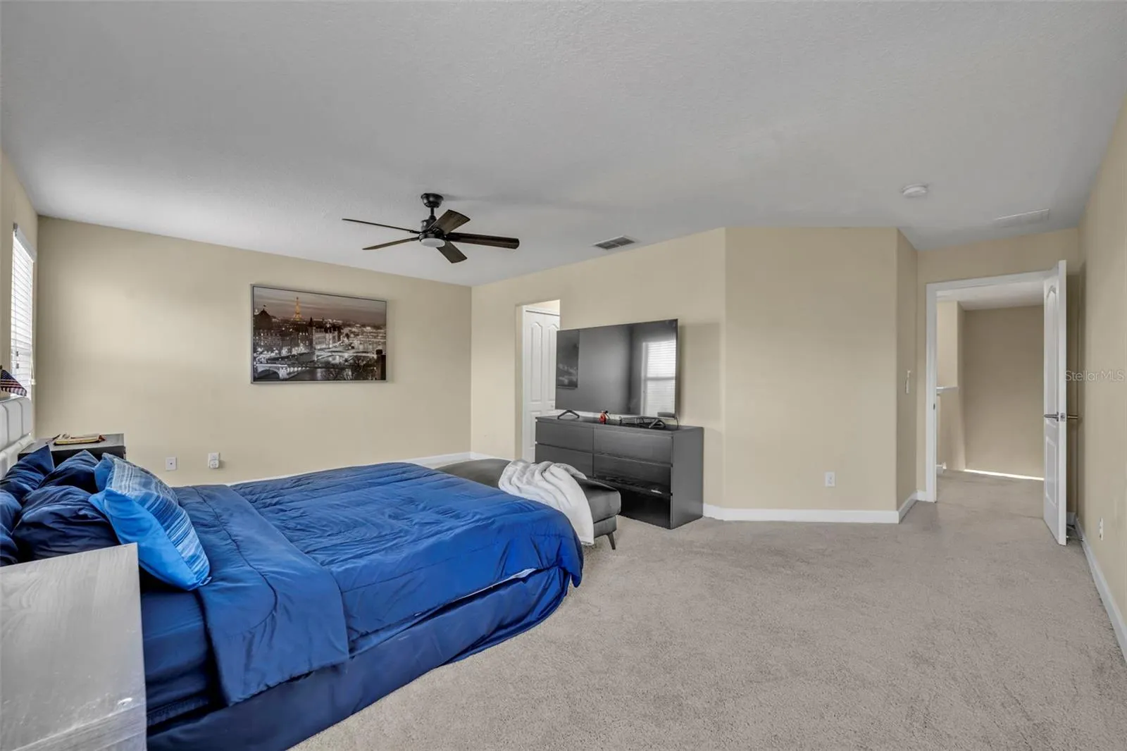 2829 ADELAIDE CT
