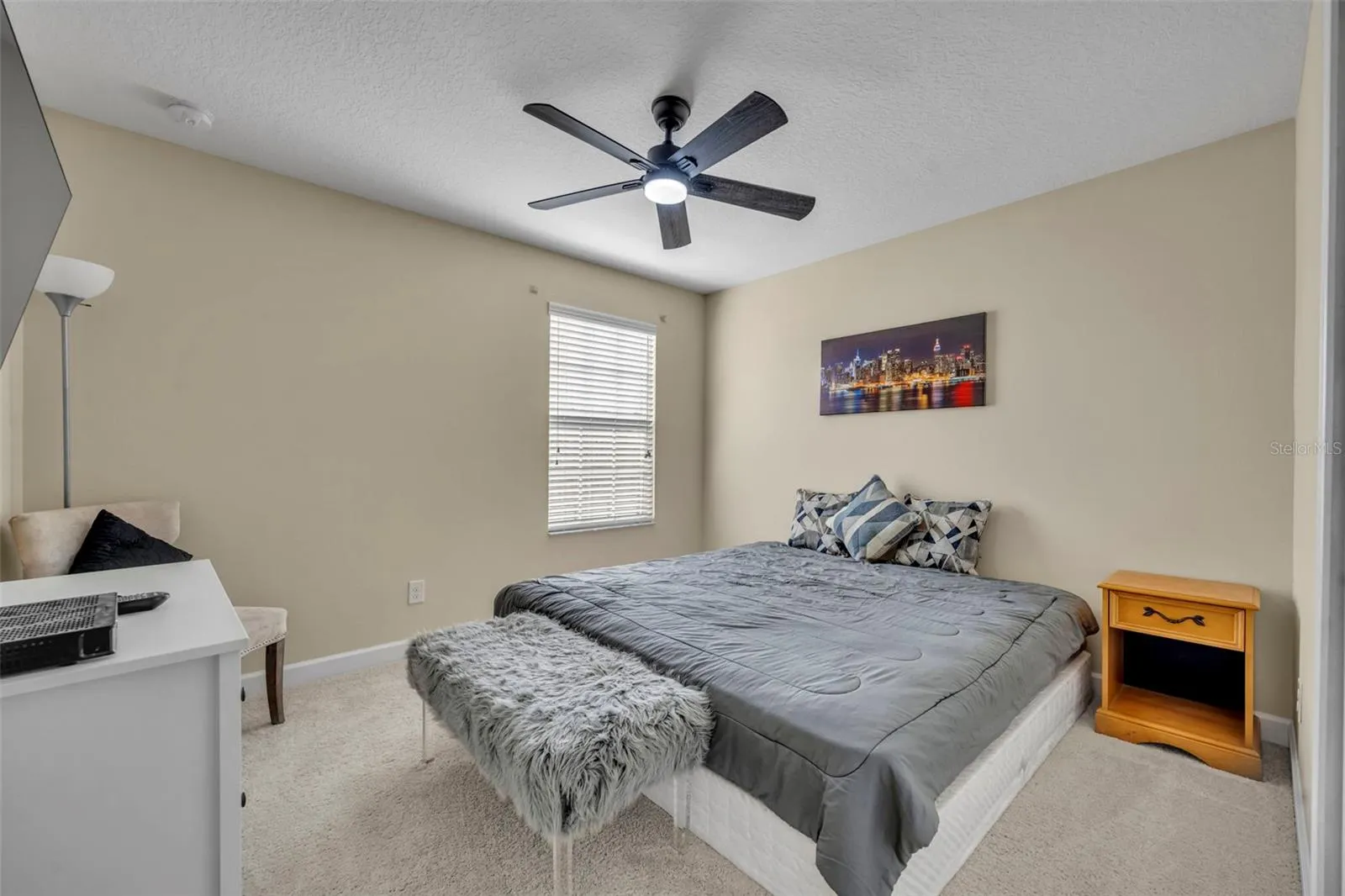 2829 ADELAIDE CT