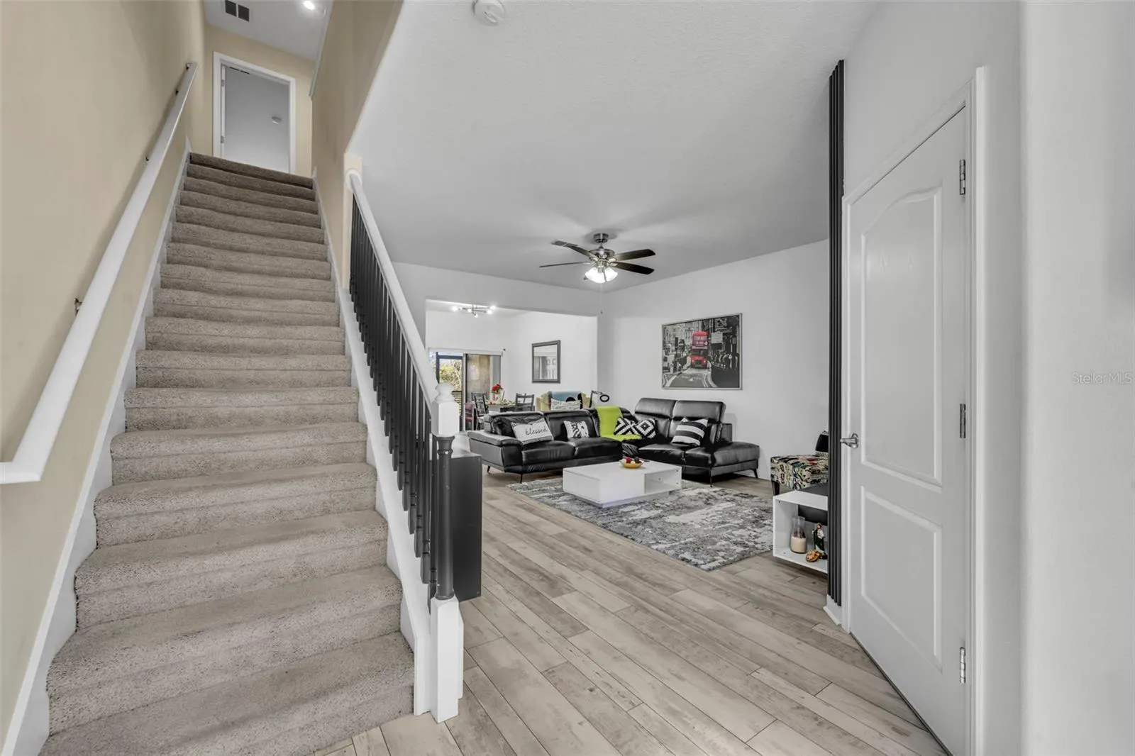 2829 ADELAIDE CT