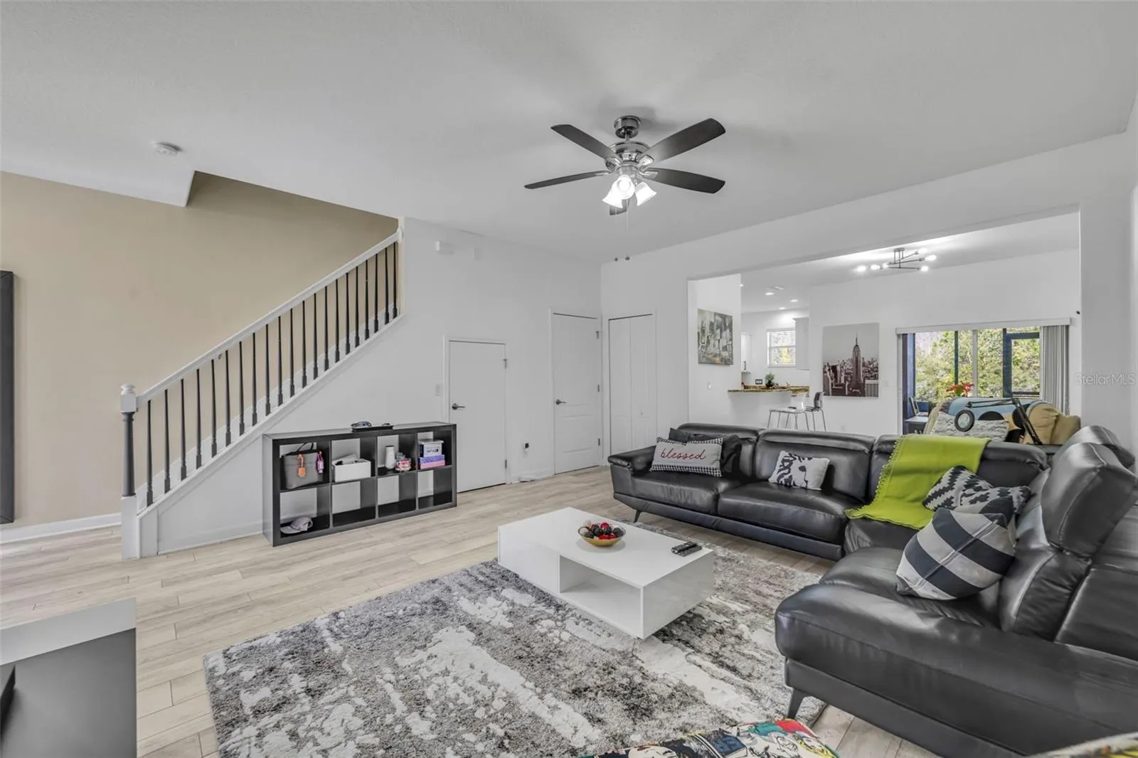 2829 ADELAIDE CT