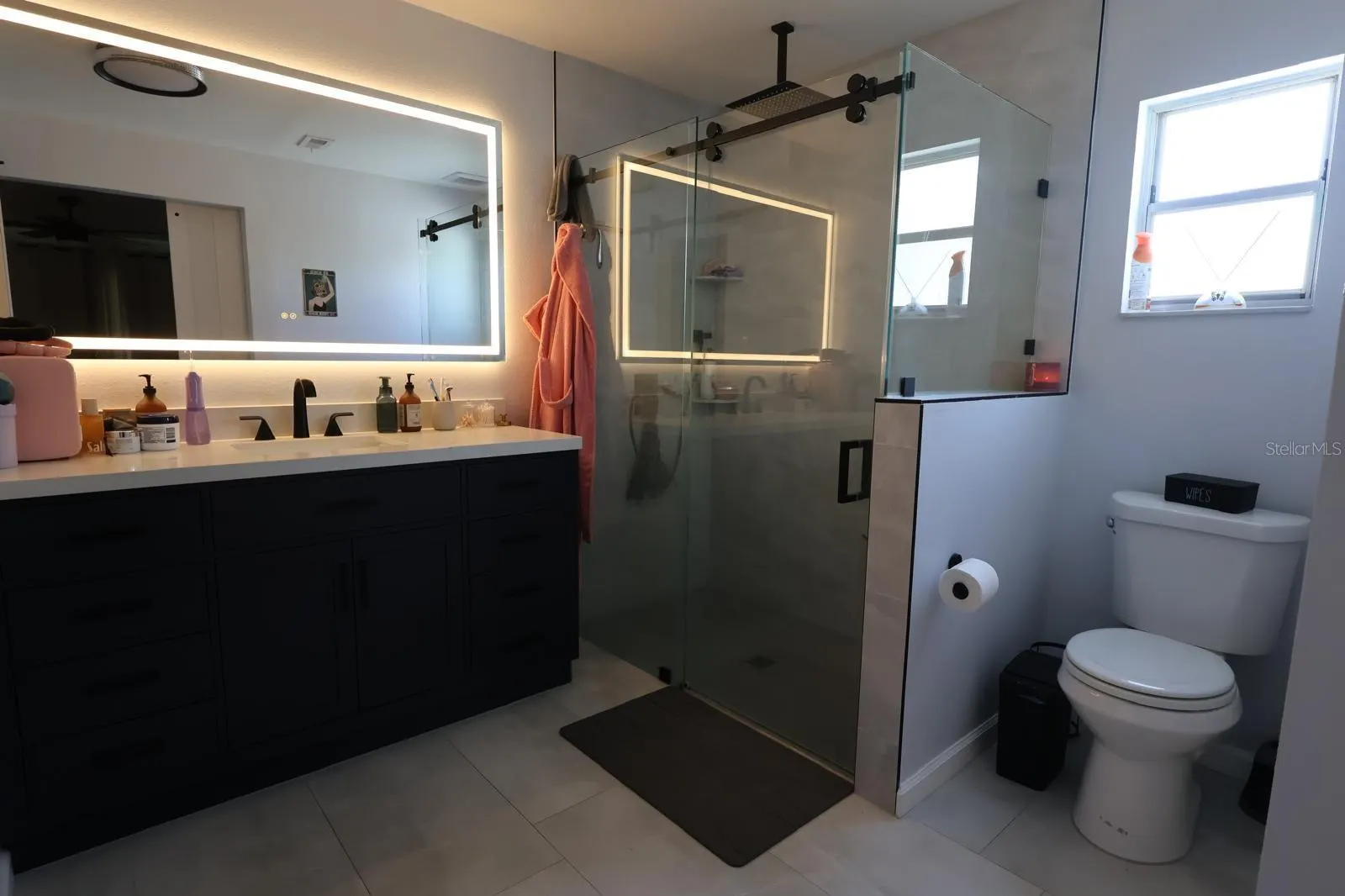 256 LA PAZ DR
