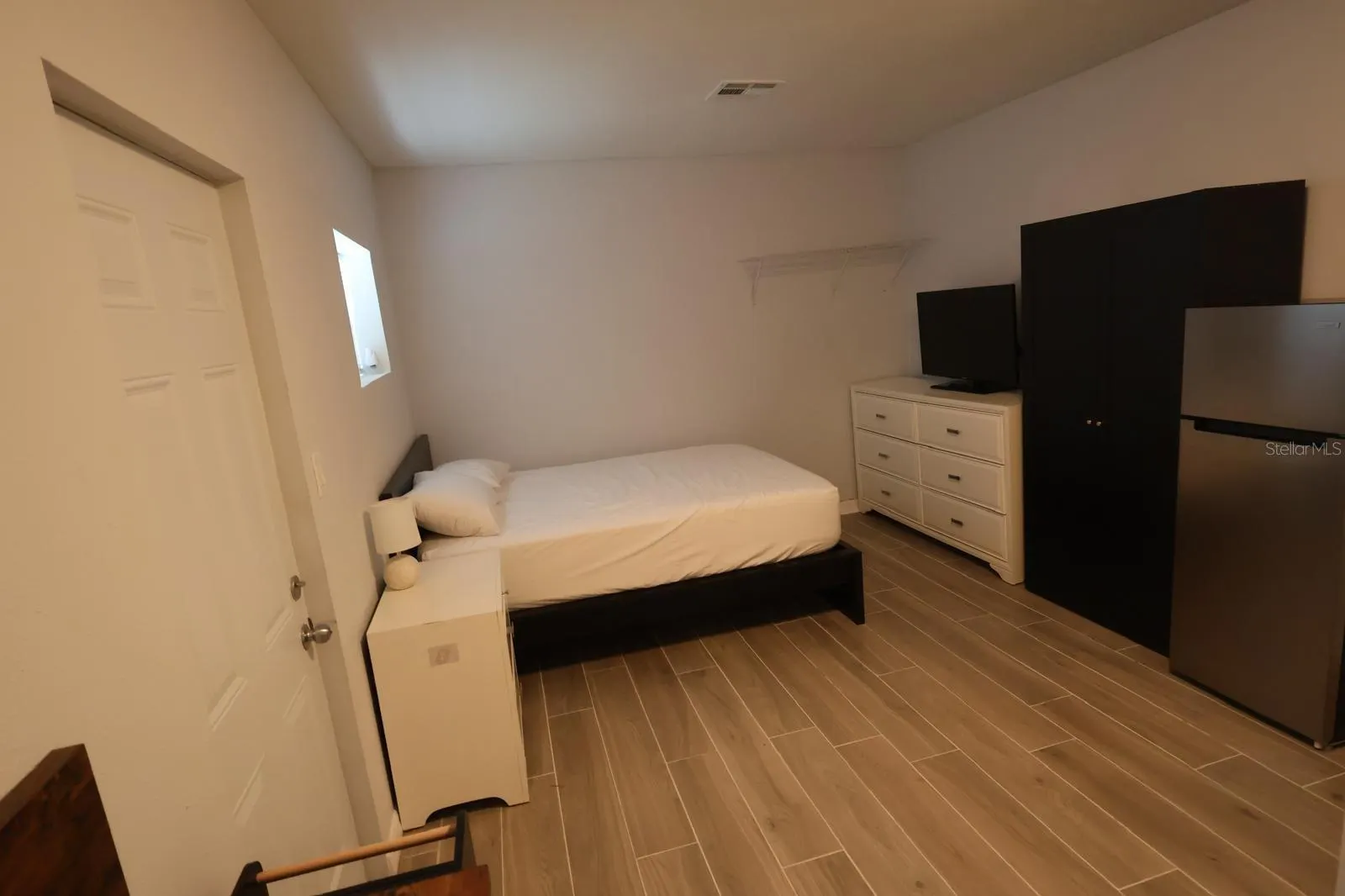256 LA PAZ DR