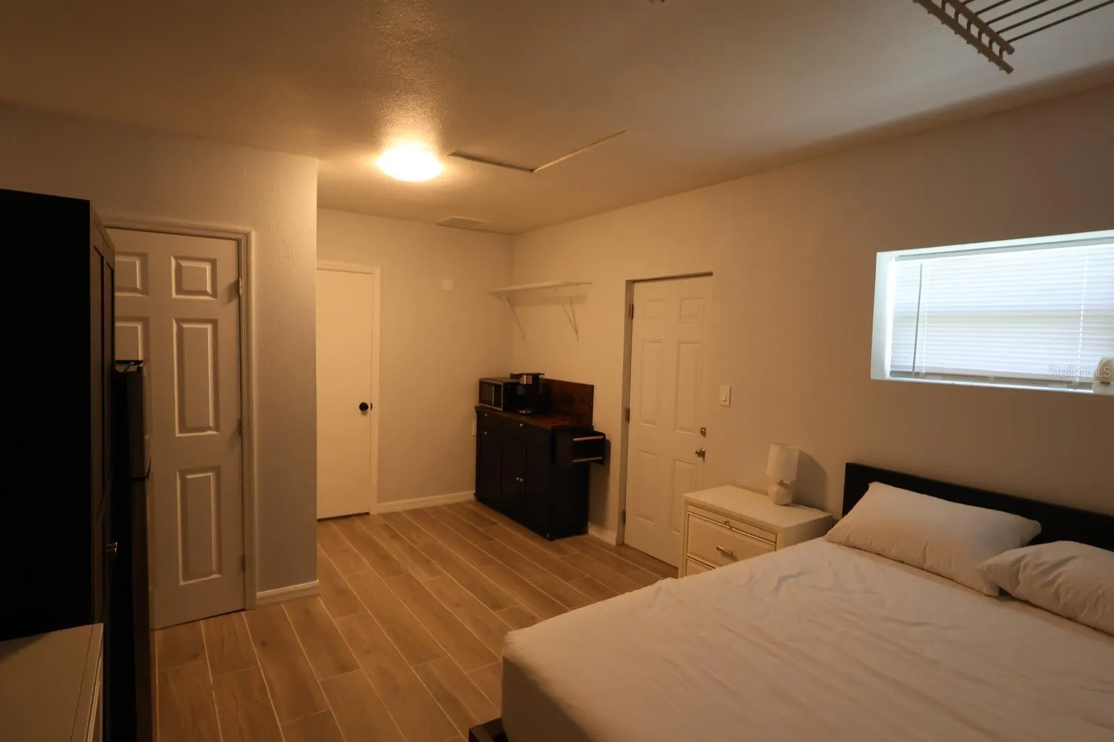 256 LA PAZ DR