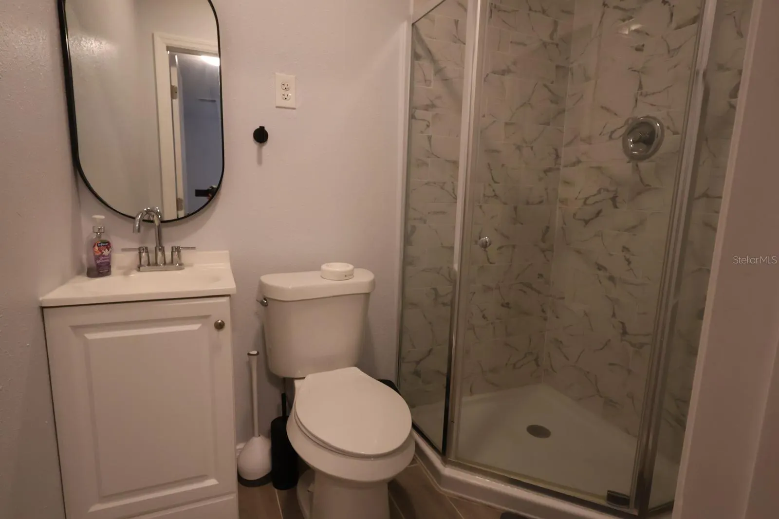 256 LA PAZ DR